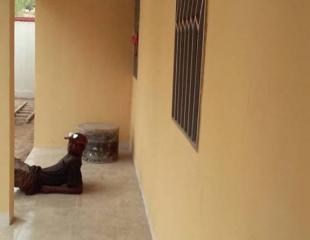 A LOUER UN APPARTEMENT NEUF A KASANGULU